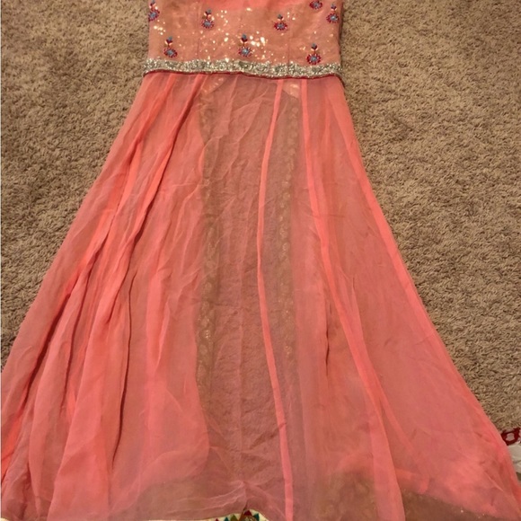 Indian Pakistani Salma Dawood Bridal Wear - Picture 8 of 11